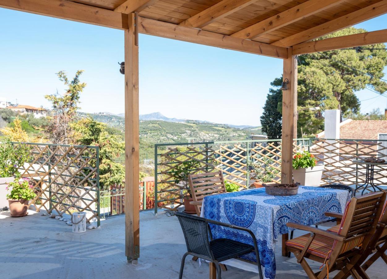 Cozy Studio In Dafnes Near To Heraklion Apartment Dhafnes Exterior photo